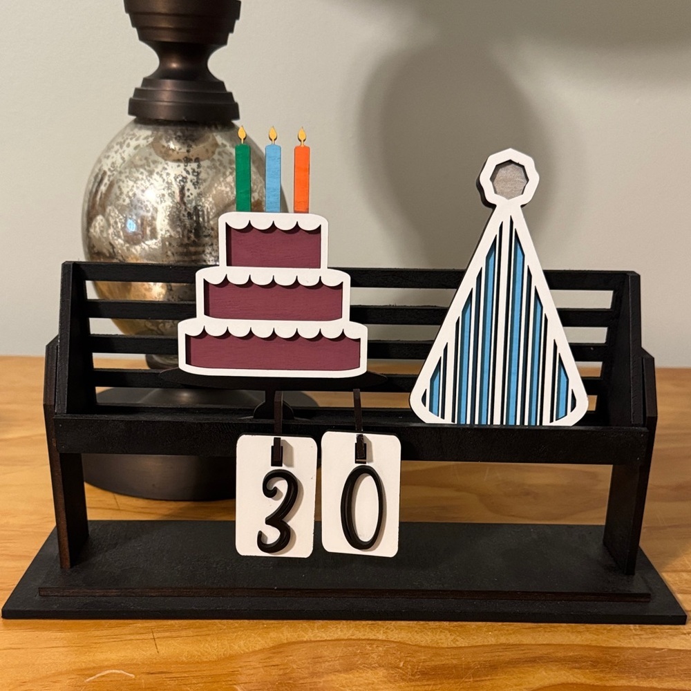 Black Wooden Display Rack Shelf - Picture 3 of 4